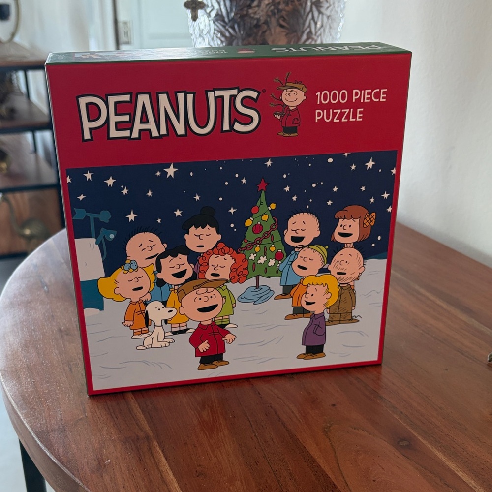 Peanuts 1000 Piece Holiday Puzzle by Galison